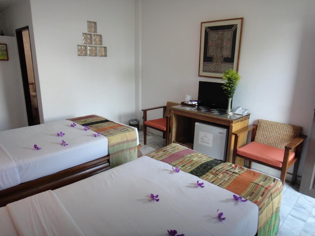 צ'יאנג מאי The Red Hibicus Guest House מראה חיצוני תמונה